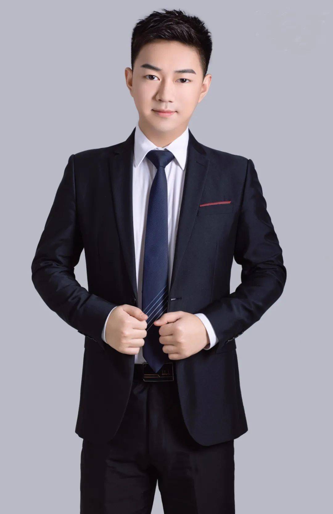 蔡羽 导演 & 创意总监